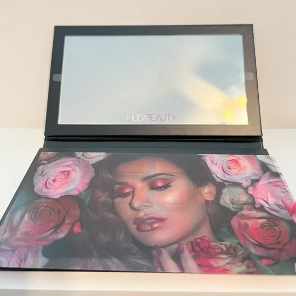 New Huda Beauty Rose Gold Palette Remastered